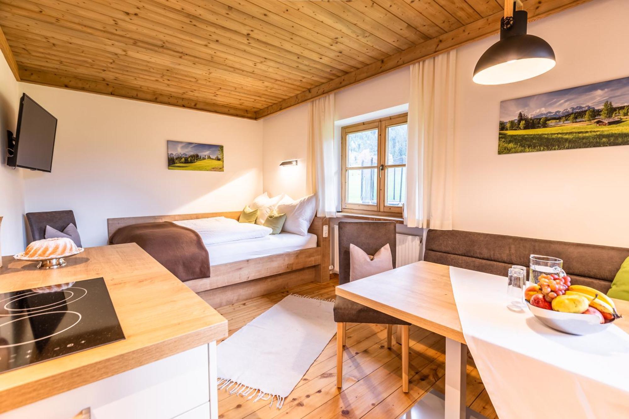 Ferienwohnung Neuhaus Kitzbühel Exterior foto